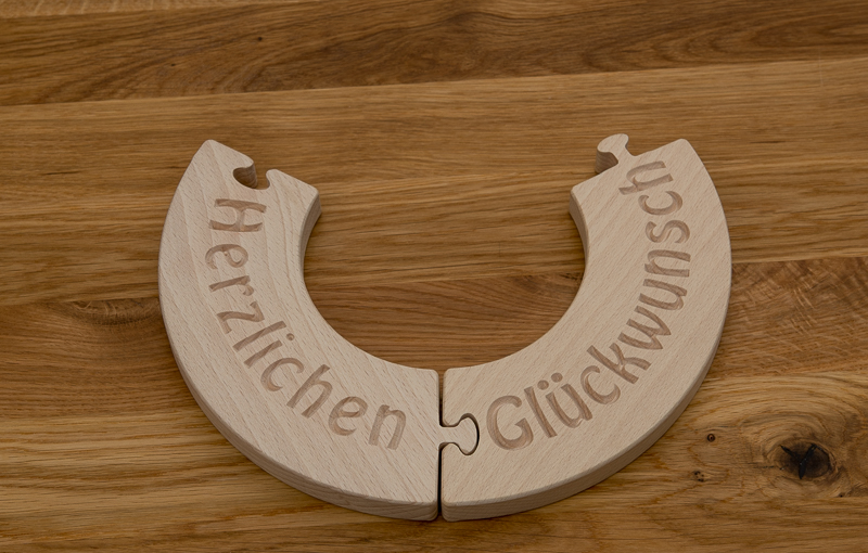 Schriftzug-Herzlichen-Glückwunsch, natur