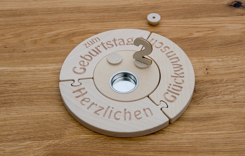 Mittelscheibe für Geburtstagsring mit großen Bohrungen – Bild 7